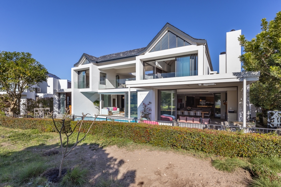 4 Bedroom Property for Sale in Pearl Valley at Val de Vie Western Cape